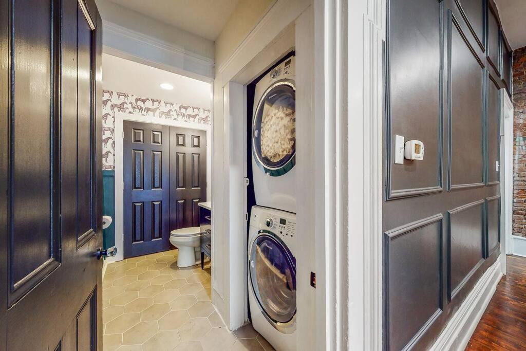 Luxury 8 Bed/4 Ba Nulu Home Private Yard/Parking ルイスビル エクステリア 写真