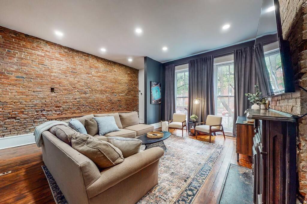 Luxury 8 Bed/4 Ba Nulu Home Private Yard/Parking ルイスビル エクステリア 写真