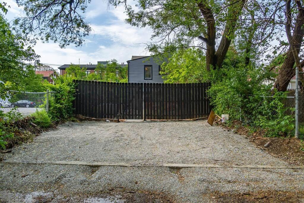 Luxury 8 Bed/4 Ba Nulu Home Private Yard/Parking ルイスビル エクステリア 写真
