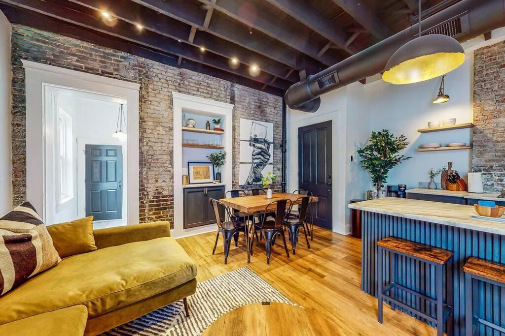 Luxury 8 Bed/4 Ba Nulu Home Private Yard/Parking ルイスビル エクステリア 写真