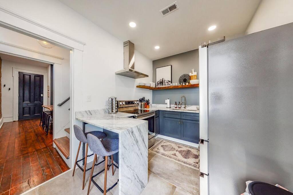 Luxury 8 Bed/4 Ba Nulu Home Private Yard/Parking ルイスビル エクステリア 写真