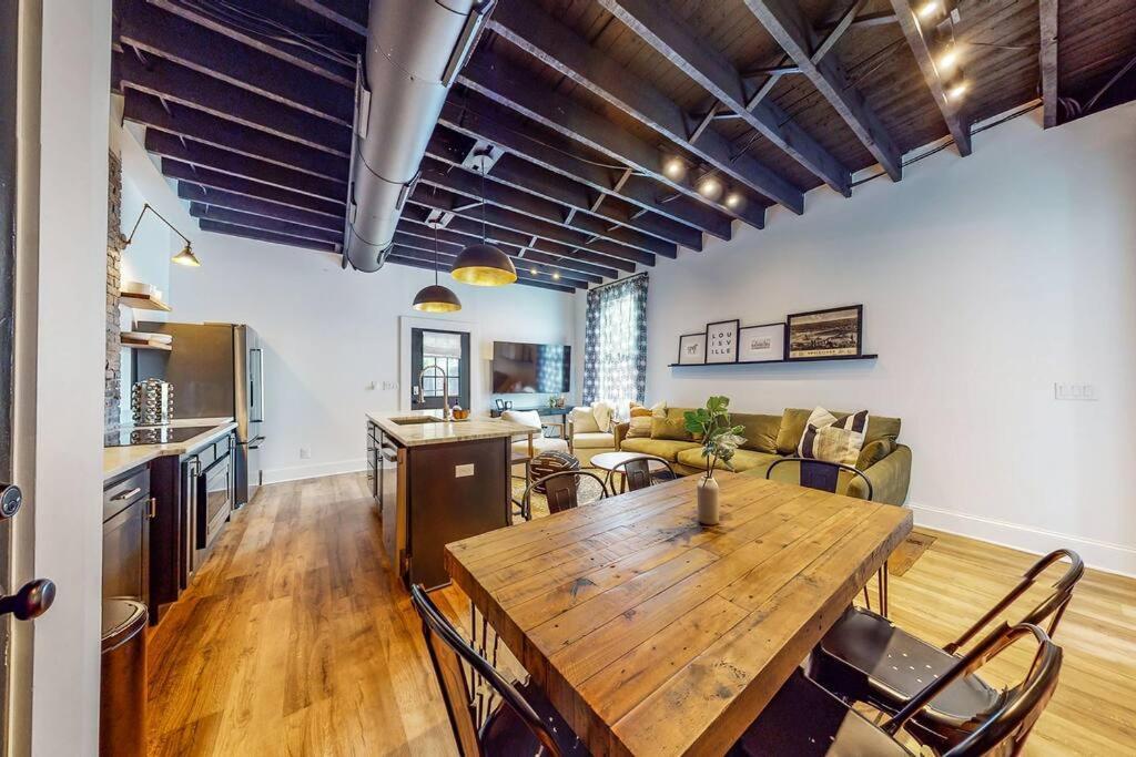 Luxury 8 Bed/4 Ba Nulu Home Private Yard/Parking ルイスビル エクステリア 写真