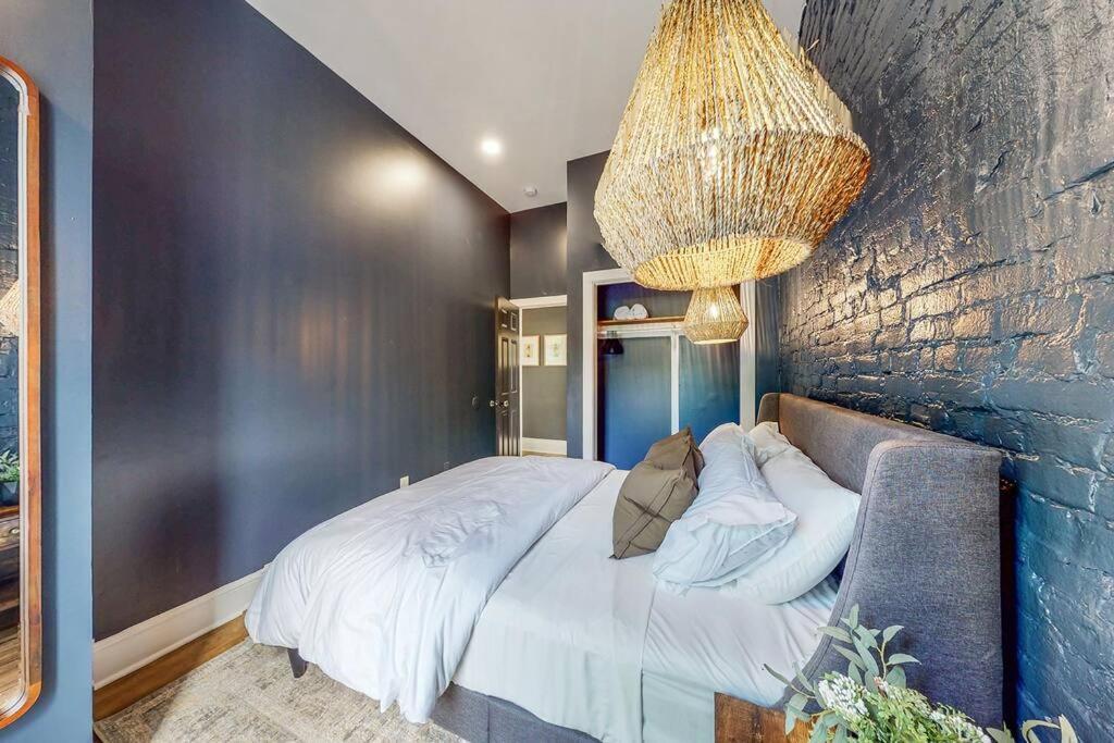 Luxury 8 Bed/4 Ba Nulu Home Private Yard/Parking ルイスビル エクステリア 写真