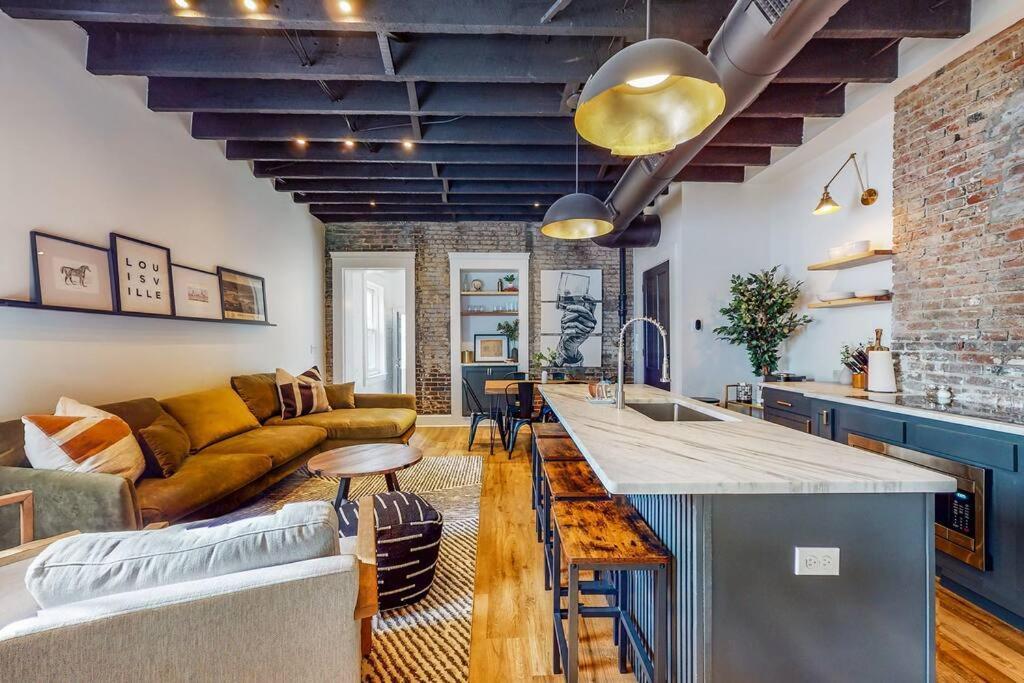 Luxury 8 Bed/4 Ba Nulu Home Private Yard/Parking ルイスビル エクステリア 写真