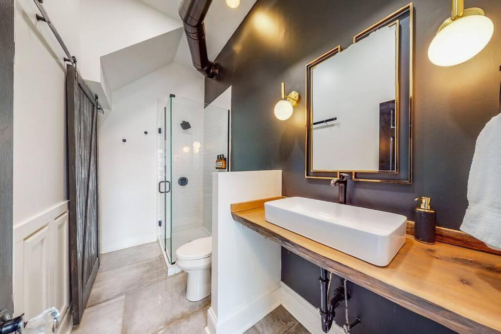 Luxury 8 Bed/4 Ba Nulu Home Private Yard/Parking ルイスビル エクステリア 写真