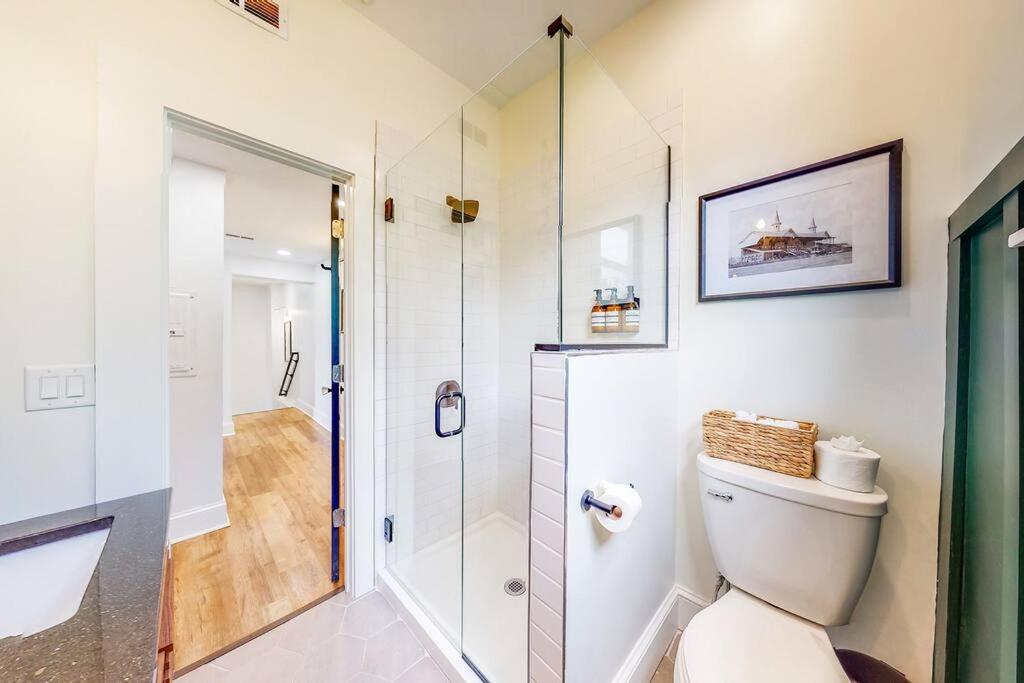 Luxury 8 Bed/4 Ba Nulu Home Private Yard/Parking ルイスビル エクステリア 写真