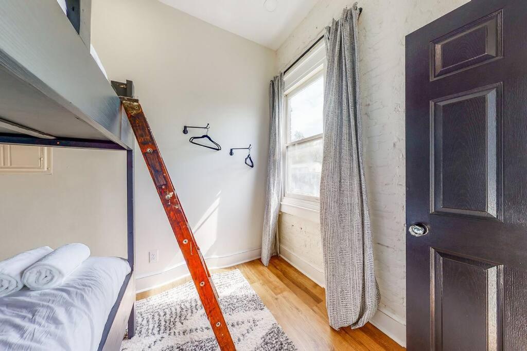 Luxury 8 Bed/4 Ba Nulu Home Private Yard/Parking ルイスビル エクステリア 写真