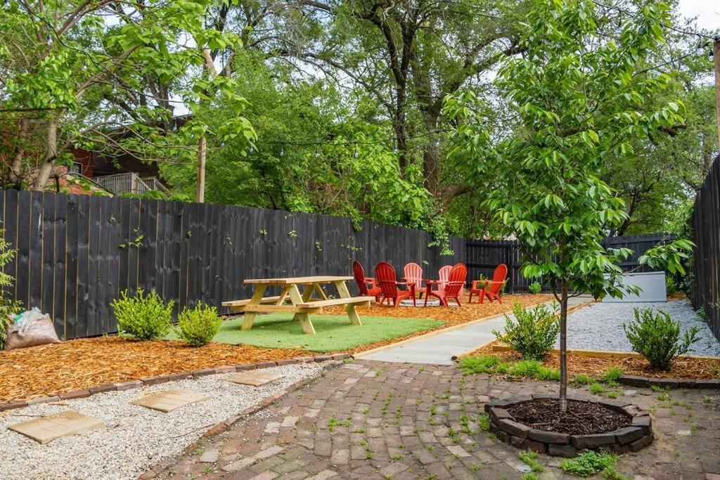 Luxury 8 Bed/4 Ba Nulu Home Private Yard/Parking ルイスビル エクステリア 写真