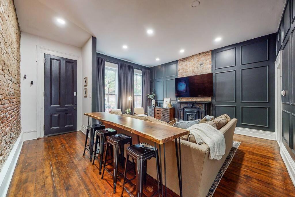 Luxury 8 Bed/4 Ba Nulu Home Private Yard/Parking ルイスビル エクステリア 写真